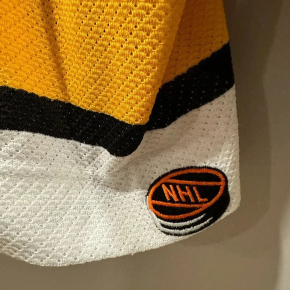 Vintage KOHO Boston Bruins NHL Hockey Jersey - Picture 12 of 14